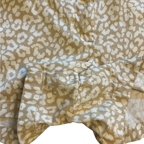 J. Crew | shorts | J. Crew tan leopard chino shorts Size 6 | animal print shorts - Picture 5 of 5
